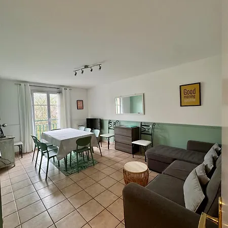 Disney, Very 2 Bedrooms Family Apartment, Wifi, Netflix 8 Pers Apartment Chessy (Seine-et-Marne)