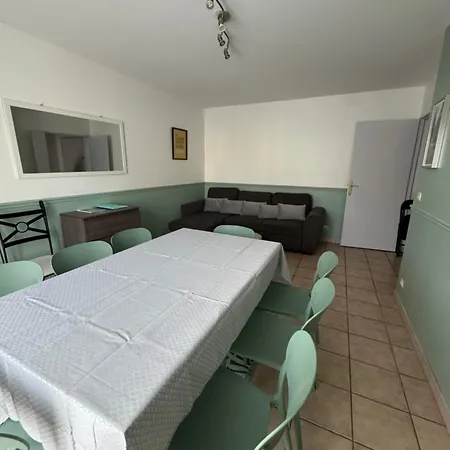 Disney, Very 2 Bedrooms Family Apartment, Wifi, Netflix 8 Pers Apartment