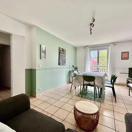 Disney, Very 2 Bedrooms Family Apartment, Wifi, Netflix 8 Pers