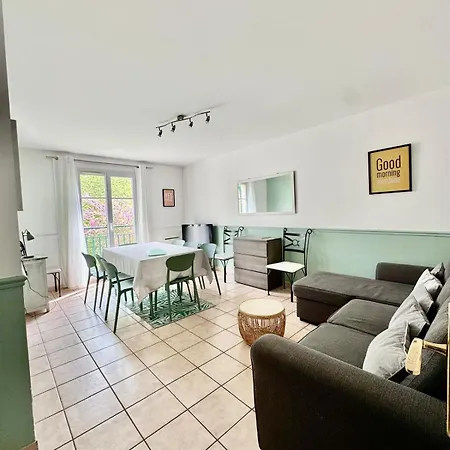 Apartment Disney, Very 2 Bedrooms Family Apartment, Wifi, Netflix 8 Pers